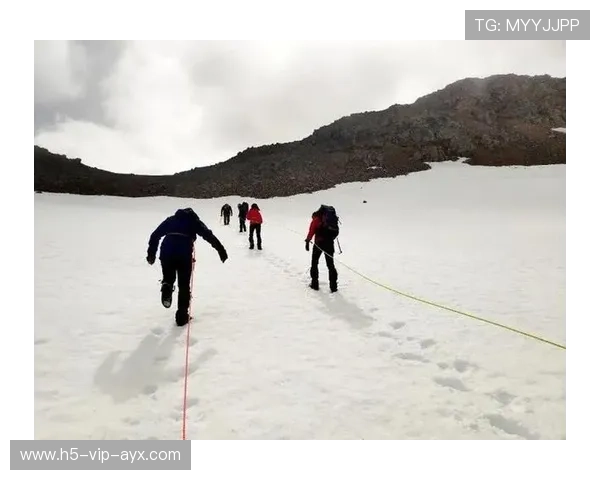 从冰原到热带！全球高尔夫赛事掀起“极限挑战”热潮