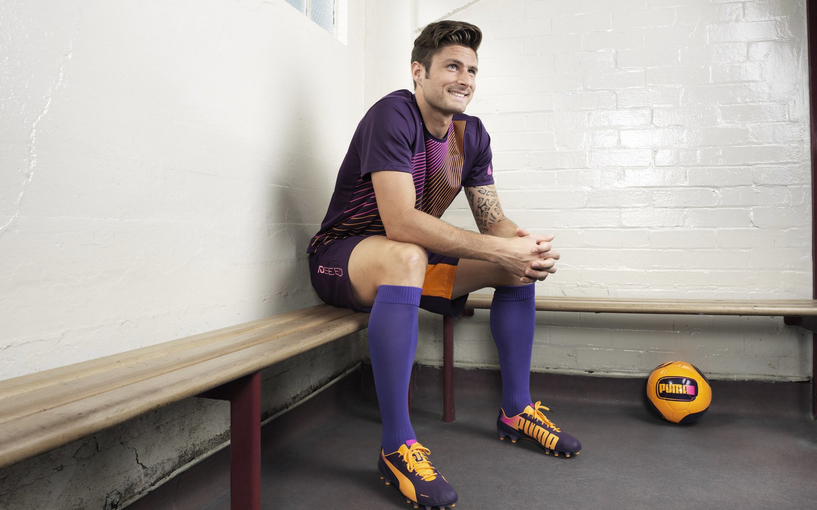 爱游戏体育app-“伊万·戈梅斯：阿根廷美洲狮队的铁血前锋，未来表现令人期待”